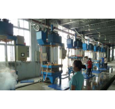 液壓提升PLC控制半自動(dòng)成型機(jī)組